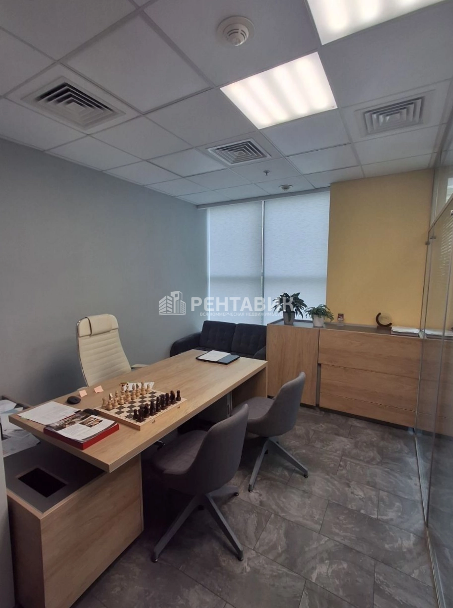 Офис Виктори Плаза площадью 971.6 квадратных метров