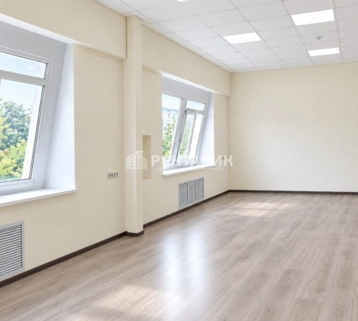 Офис Гостиница Юность площадью 461.1 квадратных метров