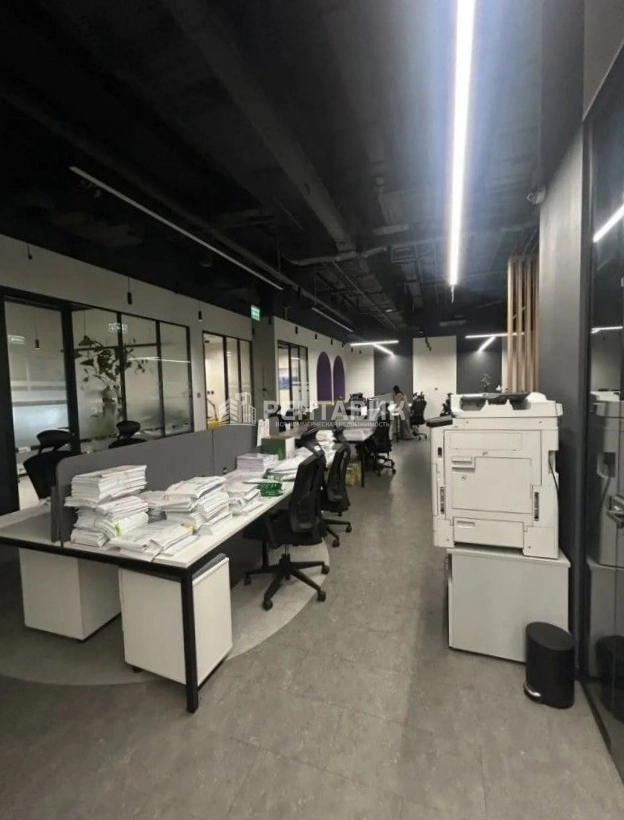 Офис Kvartal West Tower площадью 881.7 квадратных метров