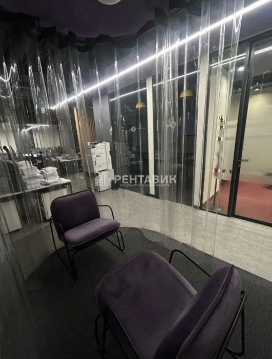Офис Kvartal West Tower площадью 881.7 квадратных метров