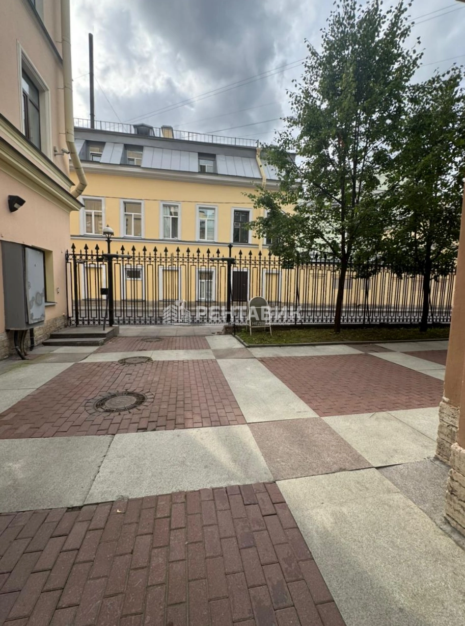 фасад дома, здание по адресу г Санкт-Петербург, ул Чайковского, д 29