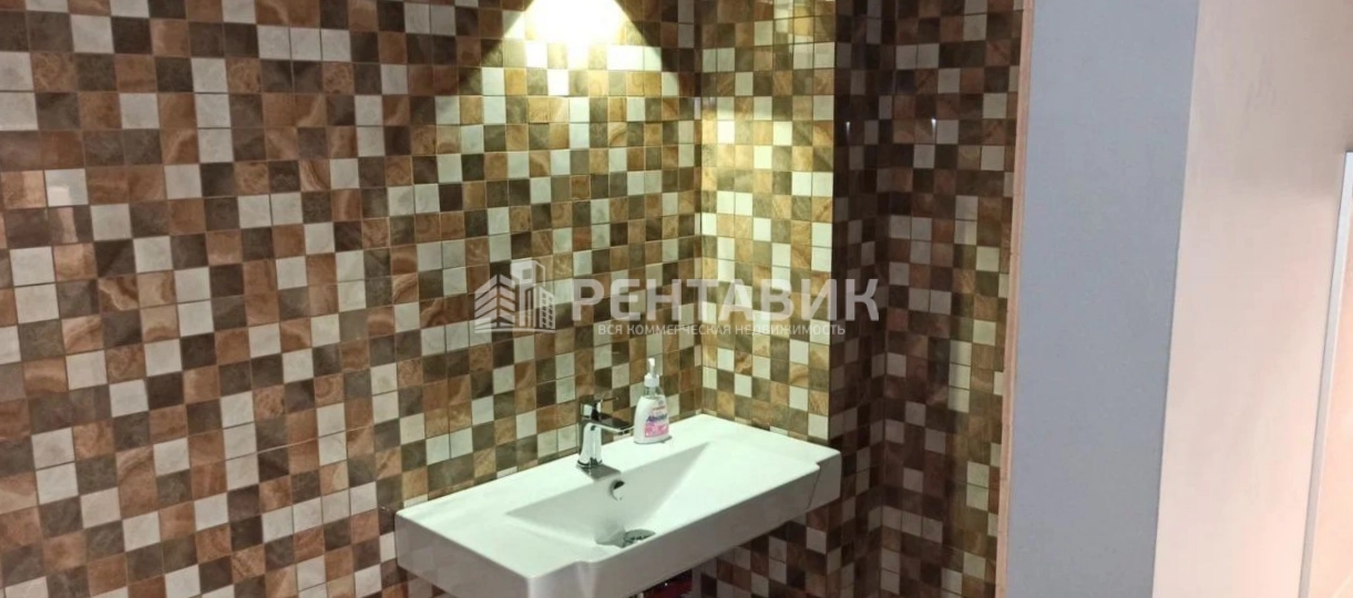 Офис W Plaza II - В Плаза II площадью 705 квадратных метров