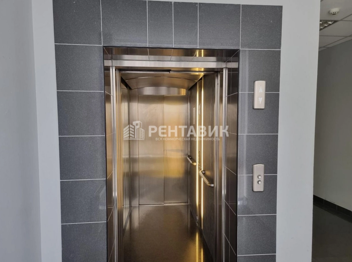 Здание целиком Петровский пассаж площадью 3144.8 квадратных метров