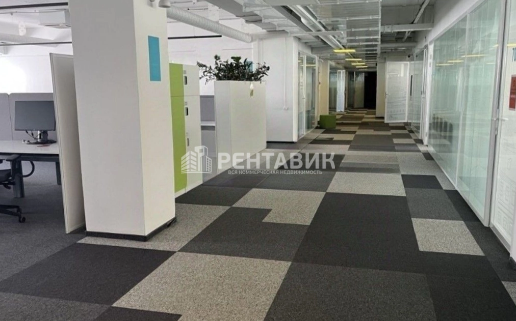 Офис МегаПарк площадью 1396 квадратных метров