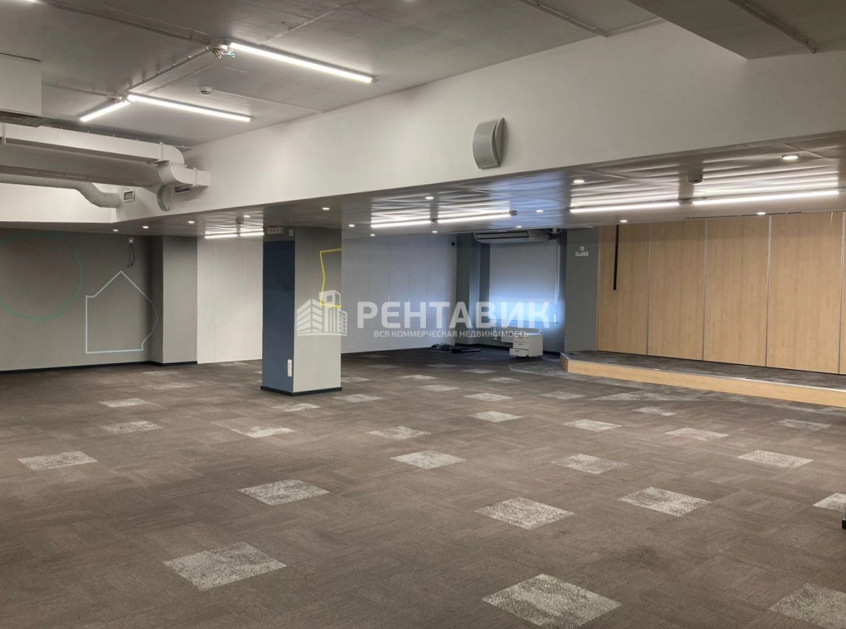Офис МегаПарк площадью 1396 квадратных метров
