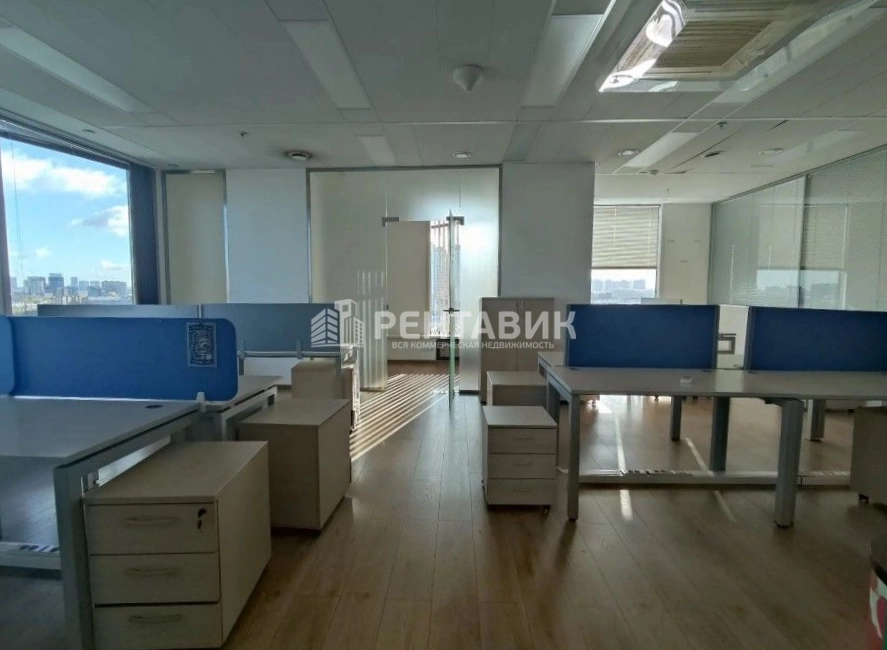 Офис Виктори Плаза площадью 500 квадратных метров