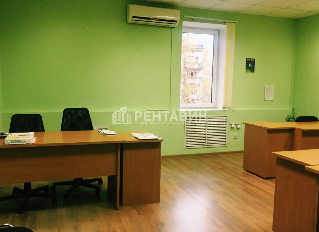 Здание целиком Фаворит площадью 2240.4 квадратных метров