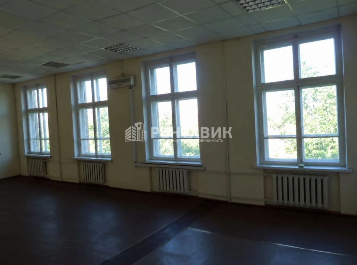 Здание целиком Энтузиастов 21 площадью 3763 квадратных метров
