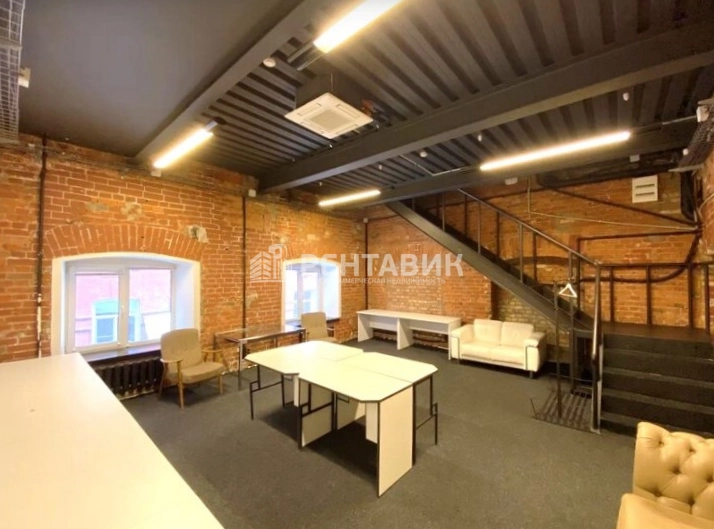 Офис Красный Октябрь, Берсеневская, 6с2 площадью 235 квадратных метров