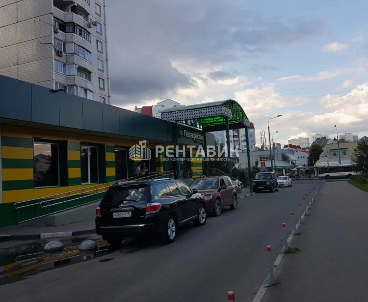 Торговая площадь Генерала Белобородова, 14к1 площадью 2473.3 квадратных метров