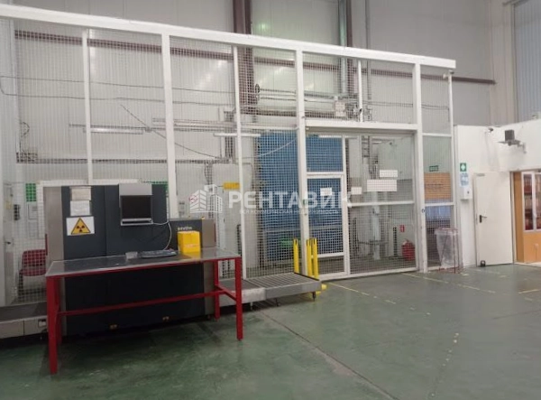 Склад Кулон Билдинг площадью 1300 квадратных метров