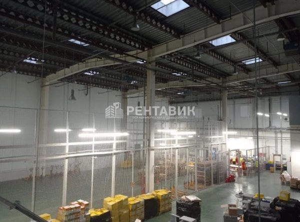 Склад Кулон Билдинг площадью 1300 квадратных метров