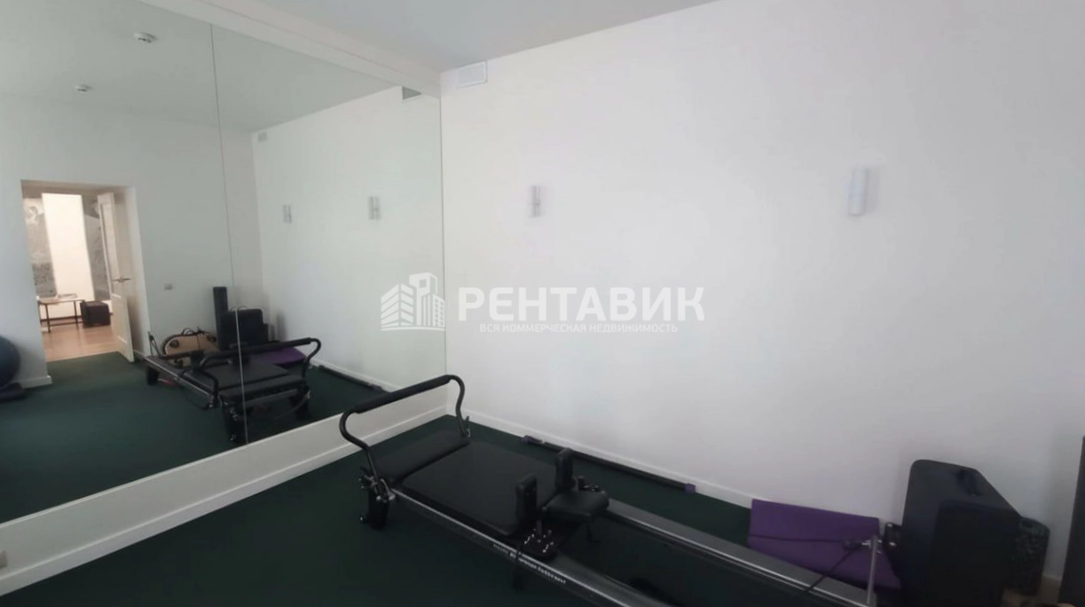 Торговая площадь Столешников, 9с3 площадью 217 квадратных метров