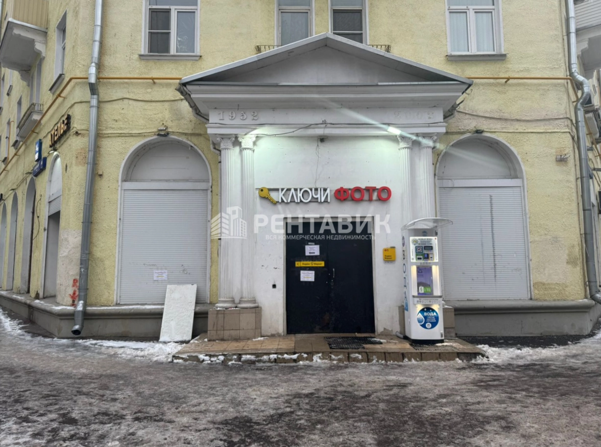 Помещение свободного назначения Саратовская 14-1 площадью 570 квадратных метров