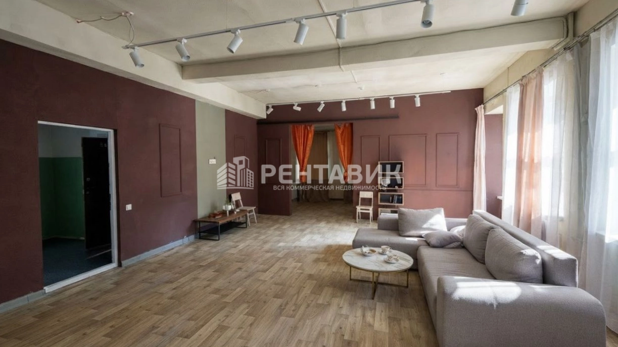 Здание целиком Расковой, 11А площадью 1335 квадратных метров