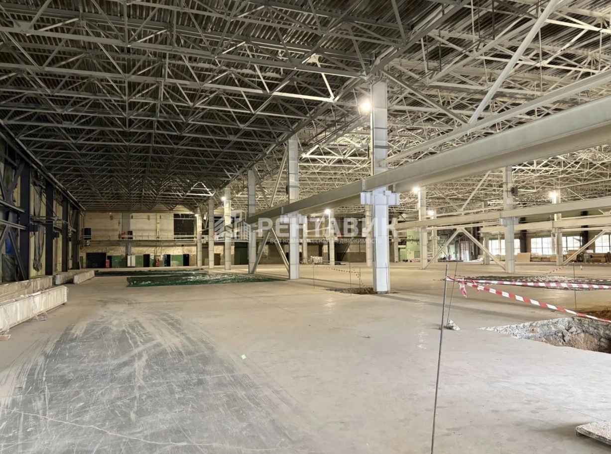 Склад Подольских Курсантов, 28с2 площадью 7800 квадратных метров
