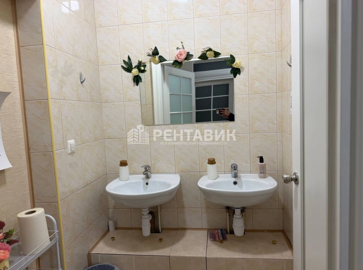 Помещение свободного назначения Рублёвское, 24к1 площадью 156.6 квадратных метров