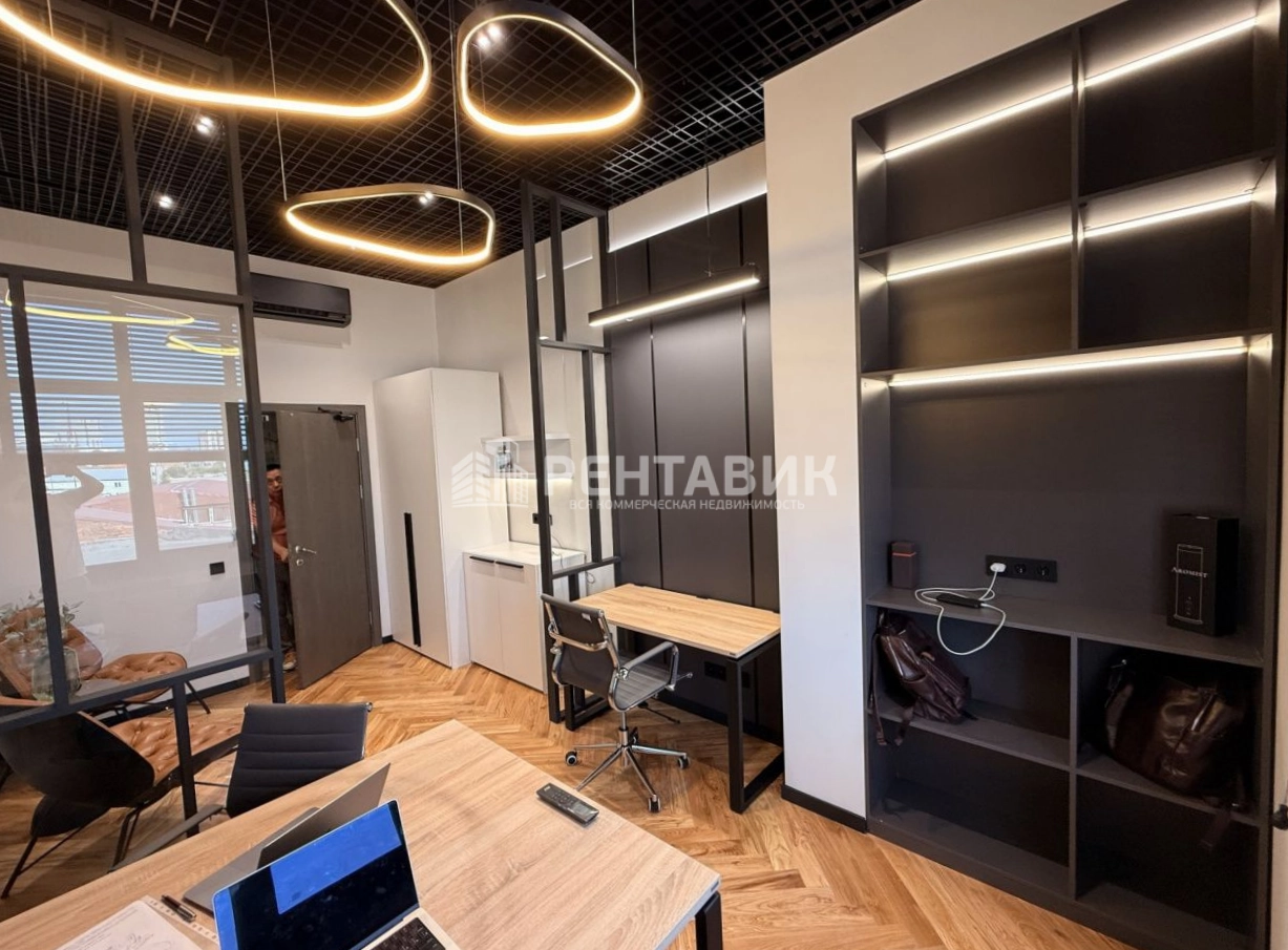 Офис Central Yard/Централ Ярд площадью 16 квадратных метров