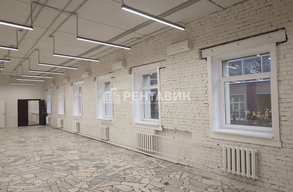 Помещение свободного назначения Орджоникидзе, 11с40 площадью 301.8 квадратных метров