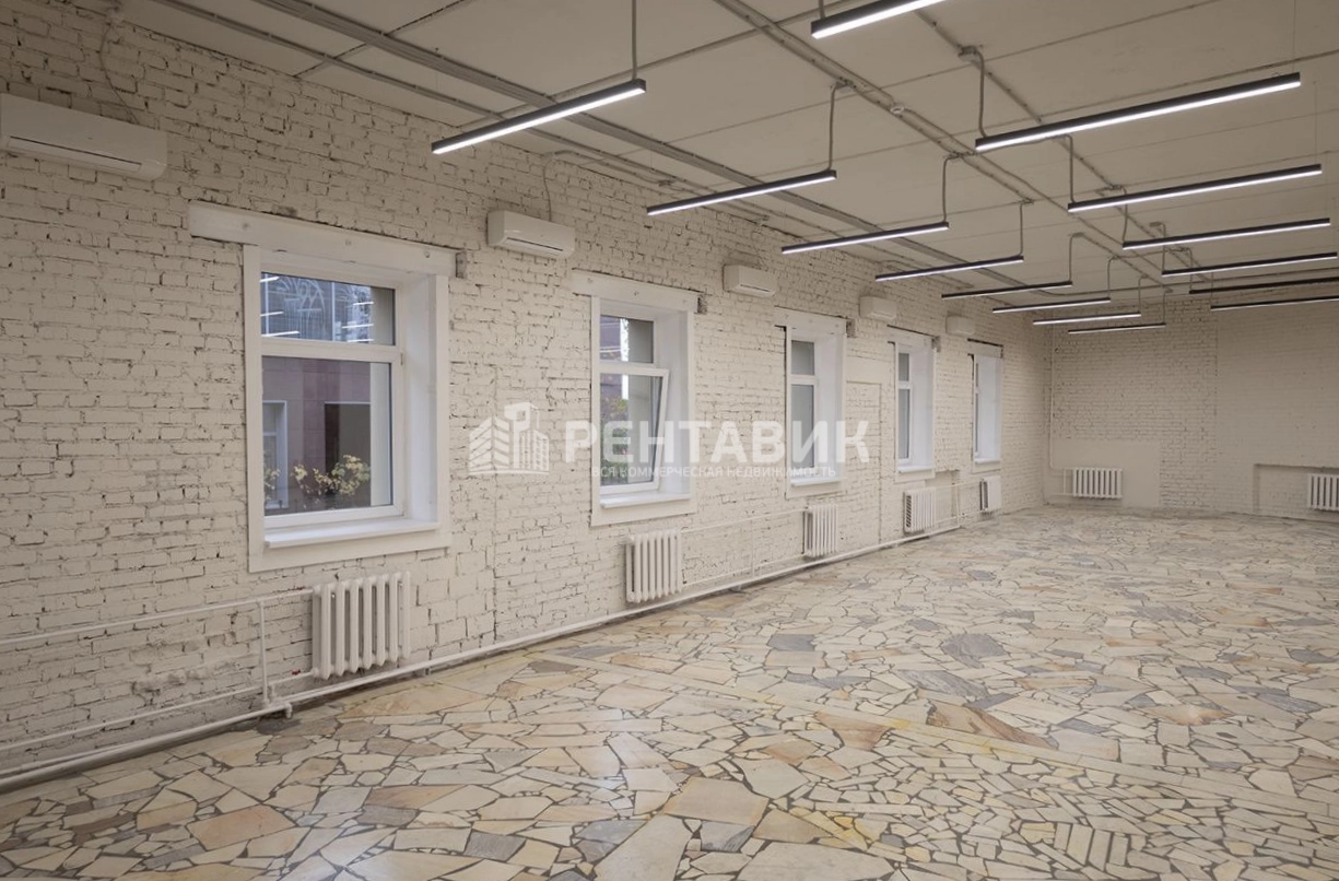 Помещение свободного назначения Орджоникидзе, 11с40 площадью 301.8 квадратных метров