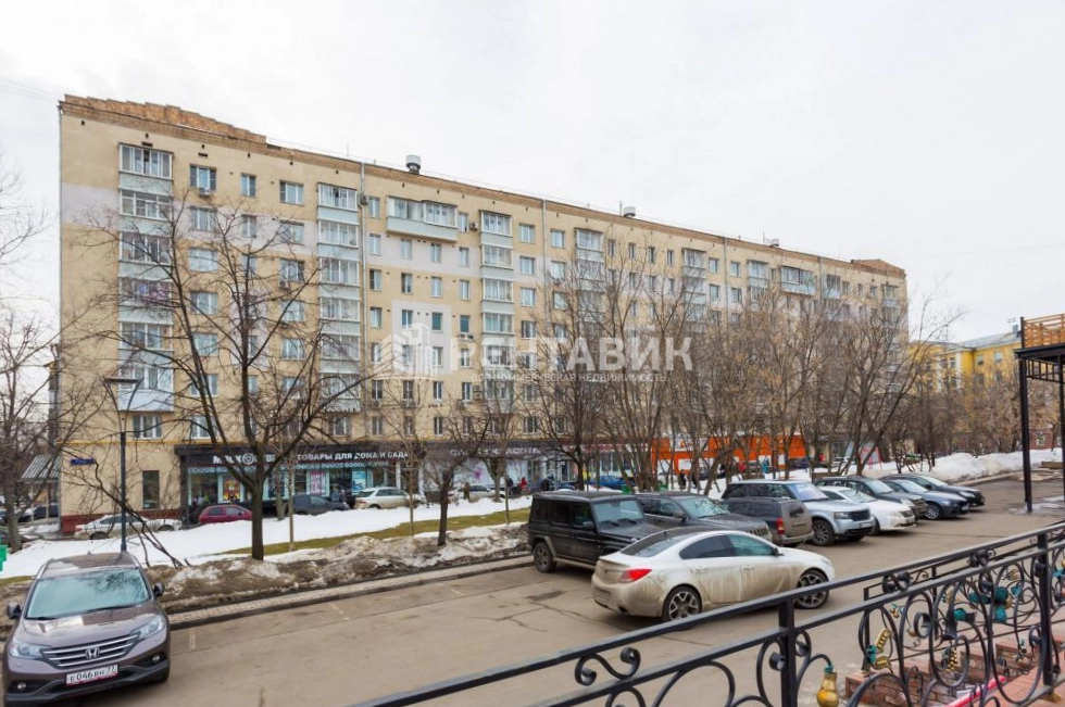 фасад дома, здание по адресу г Москва, ул Малая Пироговская, д 21