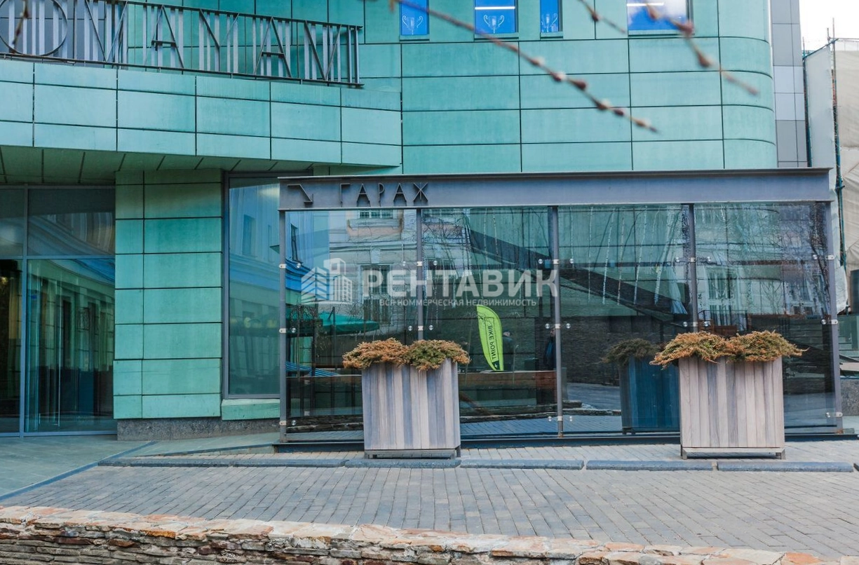 фасад дома, здание по адресу г Москва, ул Воздвиженка, д 4/7 стр 2