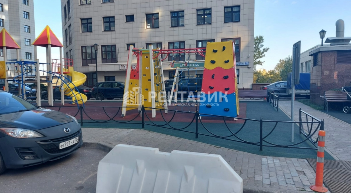 фасад дома, здание по адресу г Москва, пр-кт Маршала Жукова, д 78