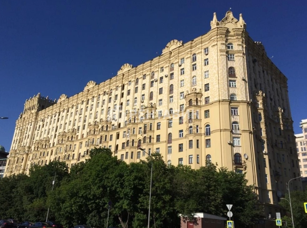 фасад дома, здание по адресу г Москва, Смоленская наб, д 5/13