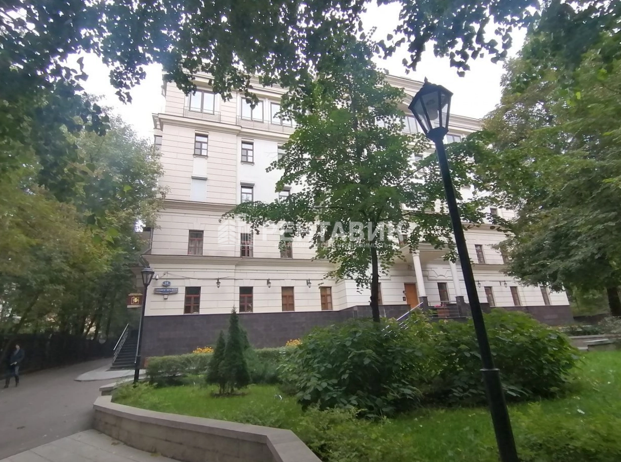 фасад дома, здание по адресу г Москва, пер Сивцев Вражек, д 14