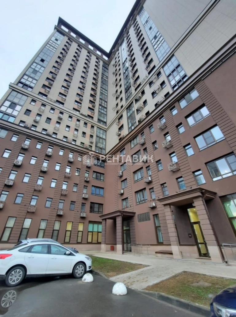 фасад дома, здание по адресу г Москва, ул Дегунинская, д 10 к 1 