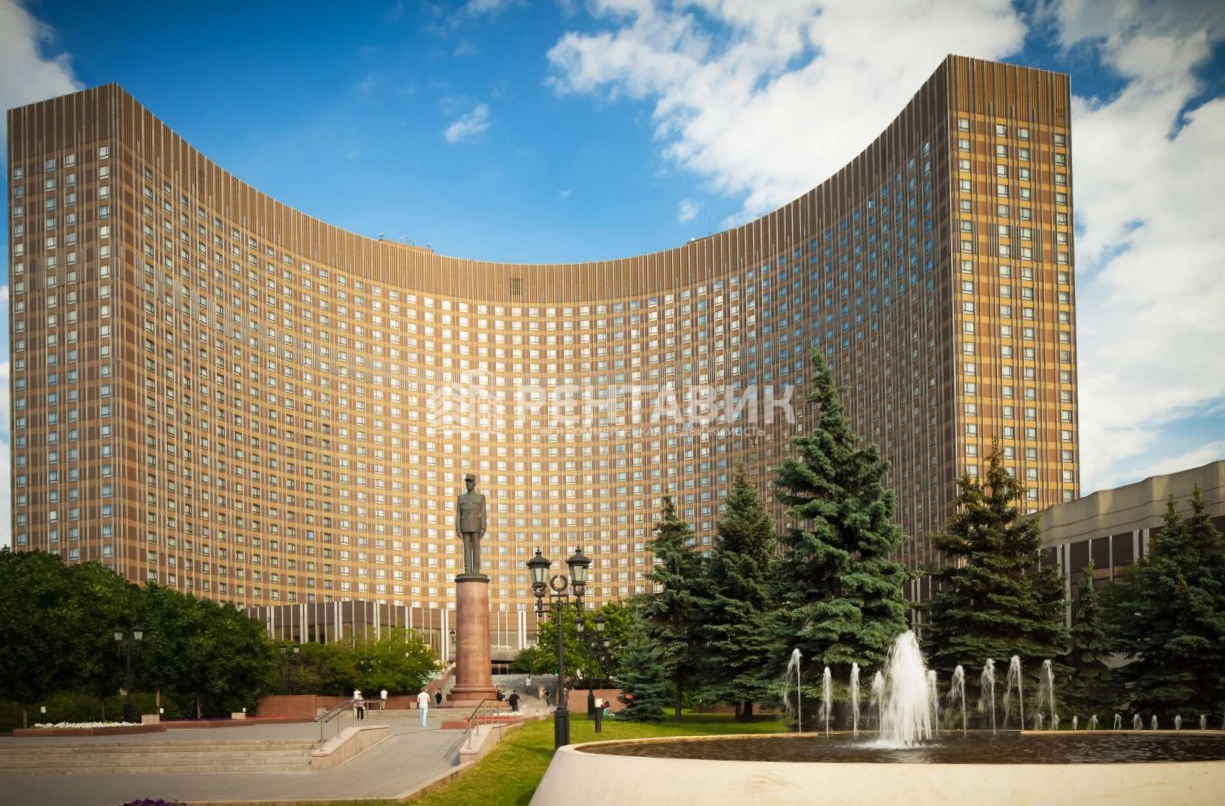 фасад дома, здание по адресу г Москва, пр-кт Мира, д 150