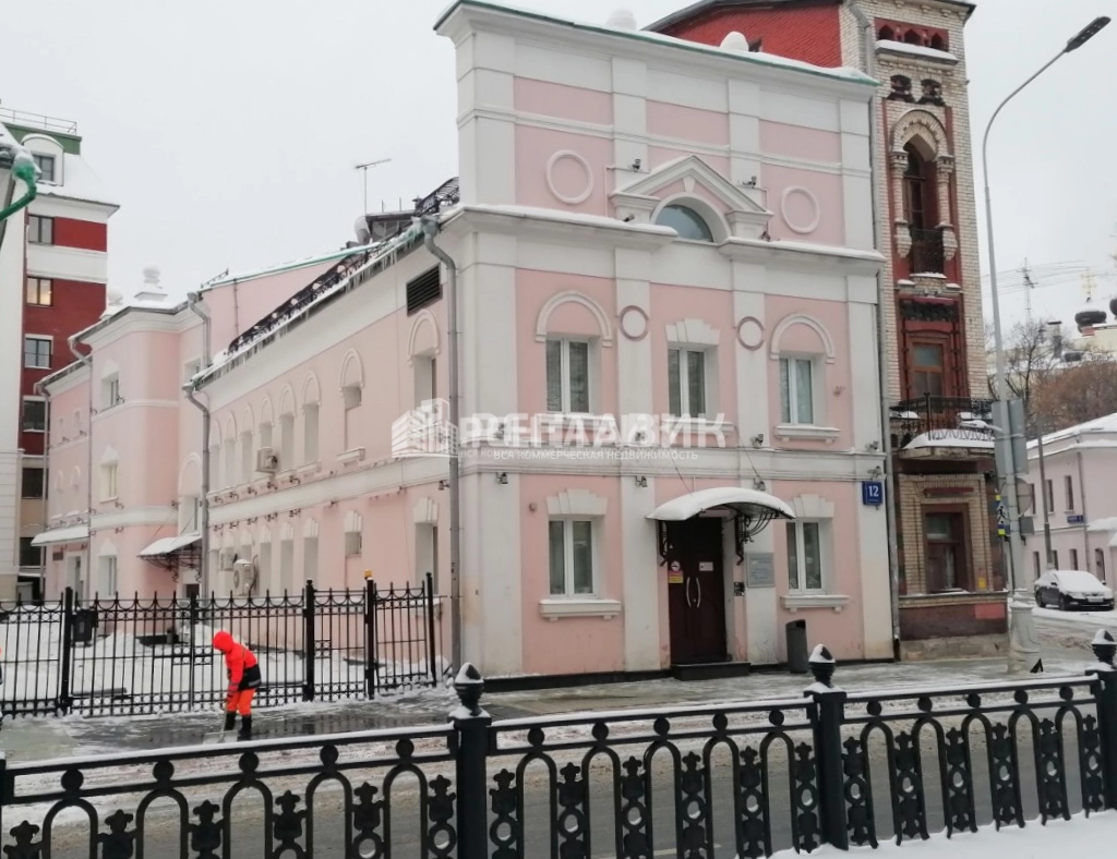 фасад дома, здание по адресу г Москва, Петровский б-р, д 12 стр 2