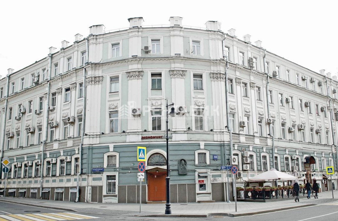 фасад дома, здание по адресу г Москва, ул Мясницкая, д 46 стр 1