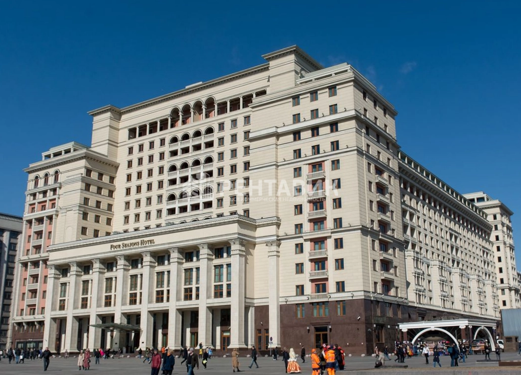 фасад дома, здание по адресу г Москва, ул Охотный Ряд, д 2