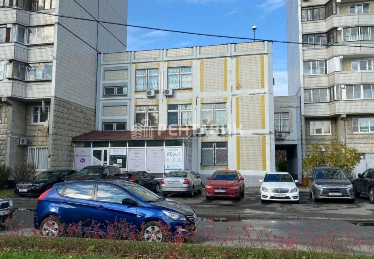 фасад дома, здание по адресу г Москва, ул Маршала Катукова, д 19 к 1 