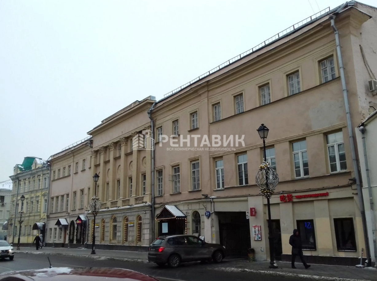 фасад дома, здание по адресу г Москва, ул Покровка, д 3/7 стр 1А