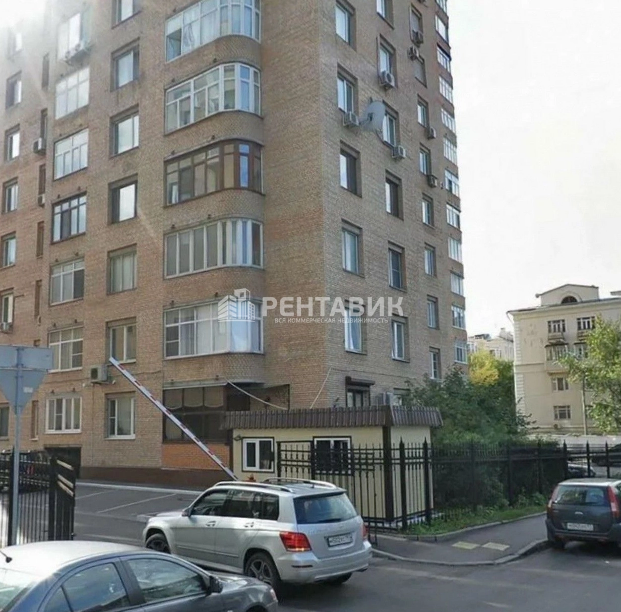 фасад дома, здание по адресу г Москва, 1-й Тружеников пер, д 17