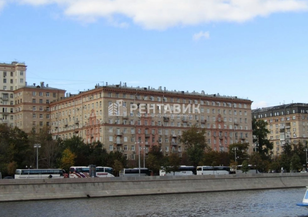 фасад дома, здание по адресу г Москва, Фрунзенская наб, д 38/1