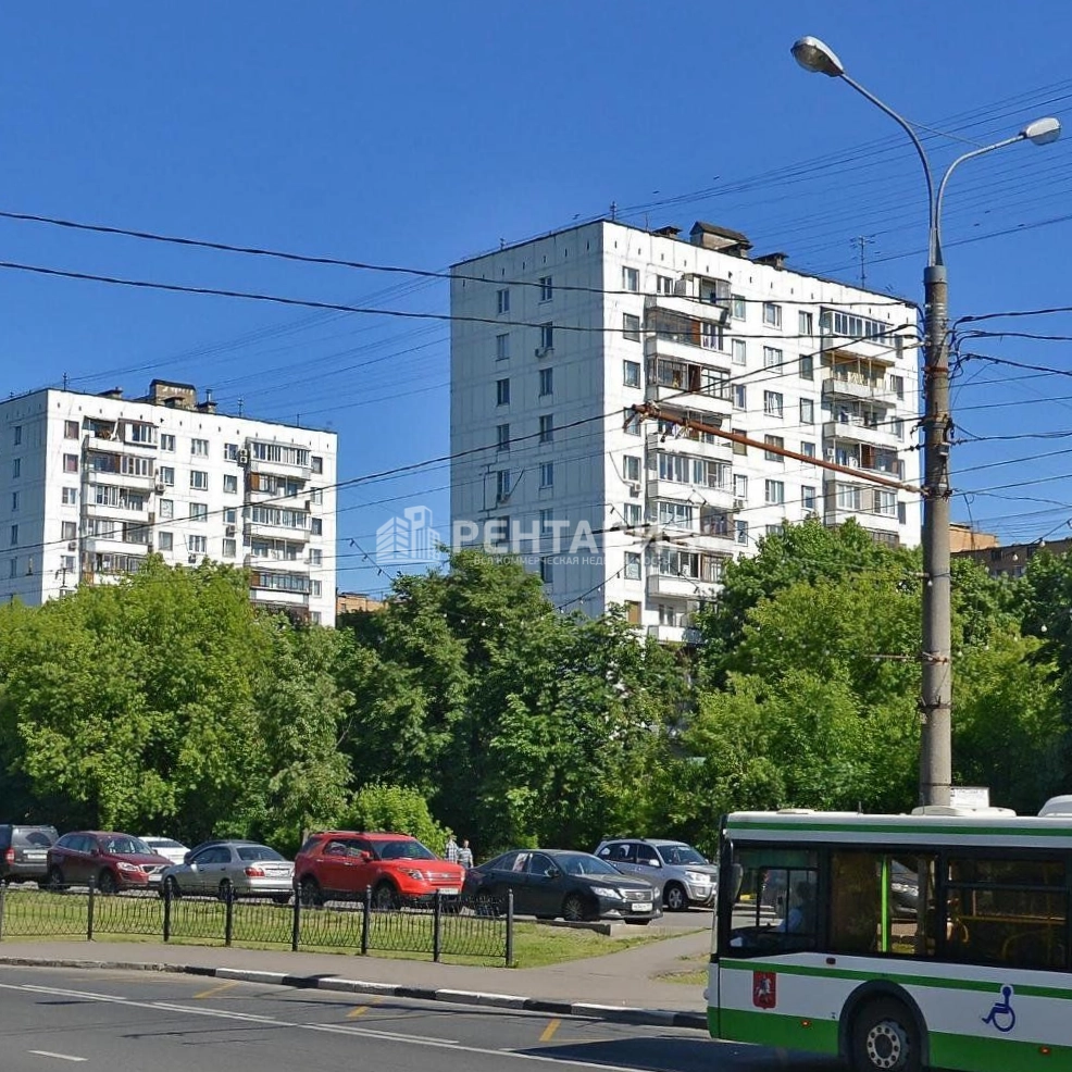 фасад дома, здание по адресу г Москва, б-р Яна Райниса, д 23