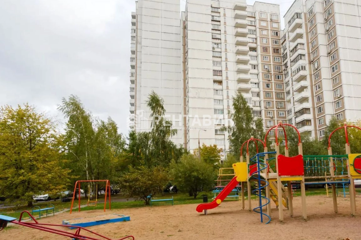 фасад дома, здание по адресу г Москва, Рублёвское шоссе, д 18 к 3