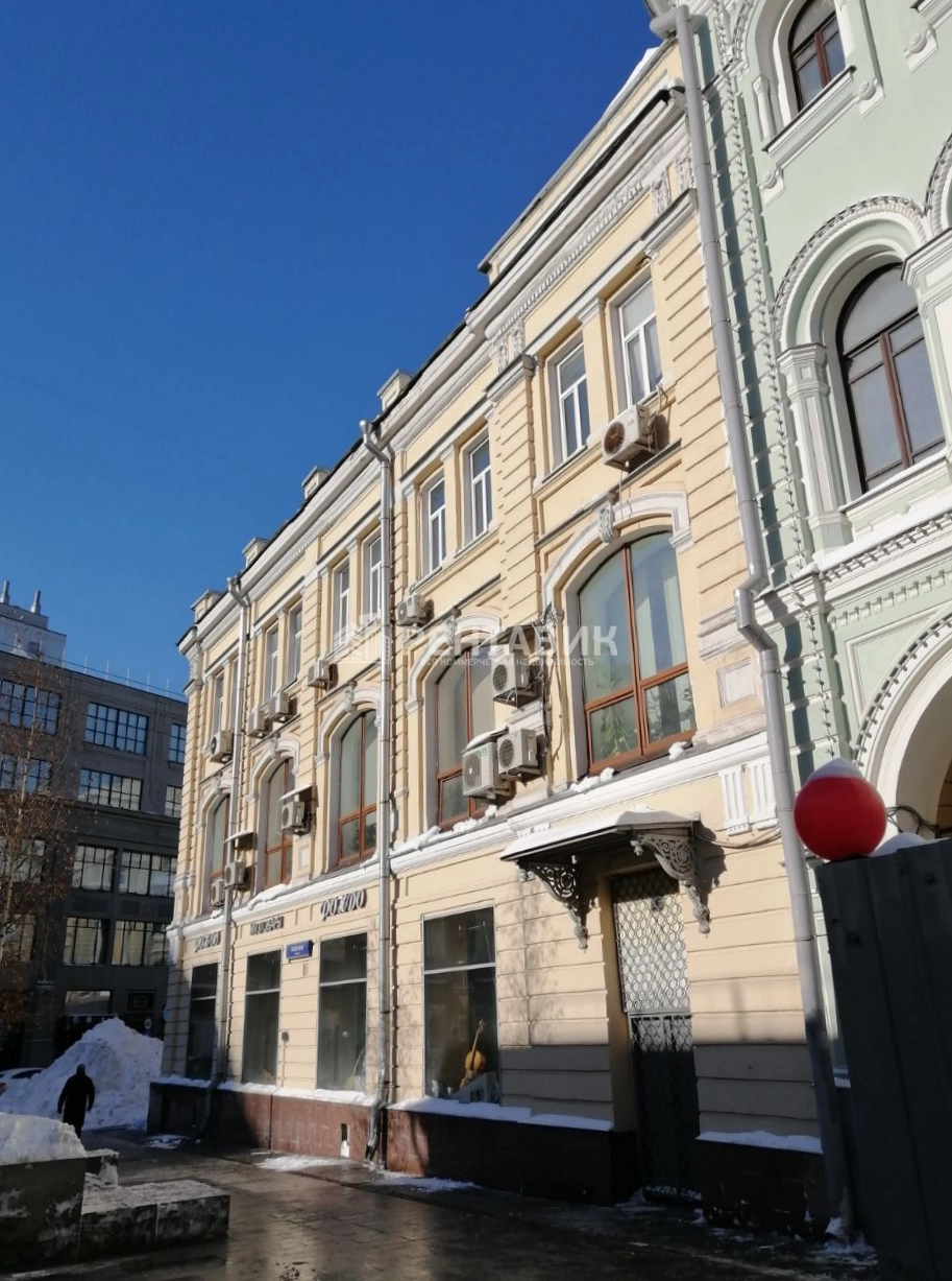фасад дома, здание по адресу г Москва, ул Неглинная, д 8/10