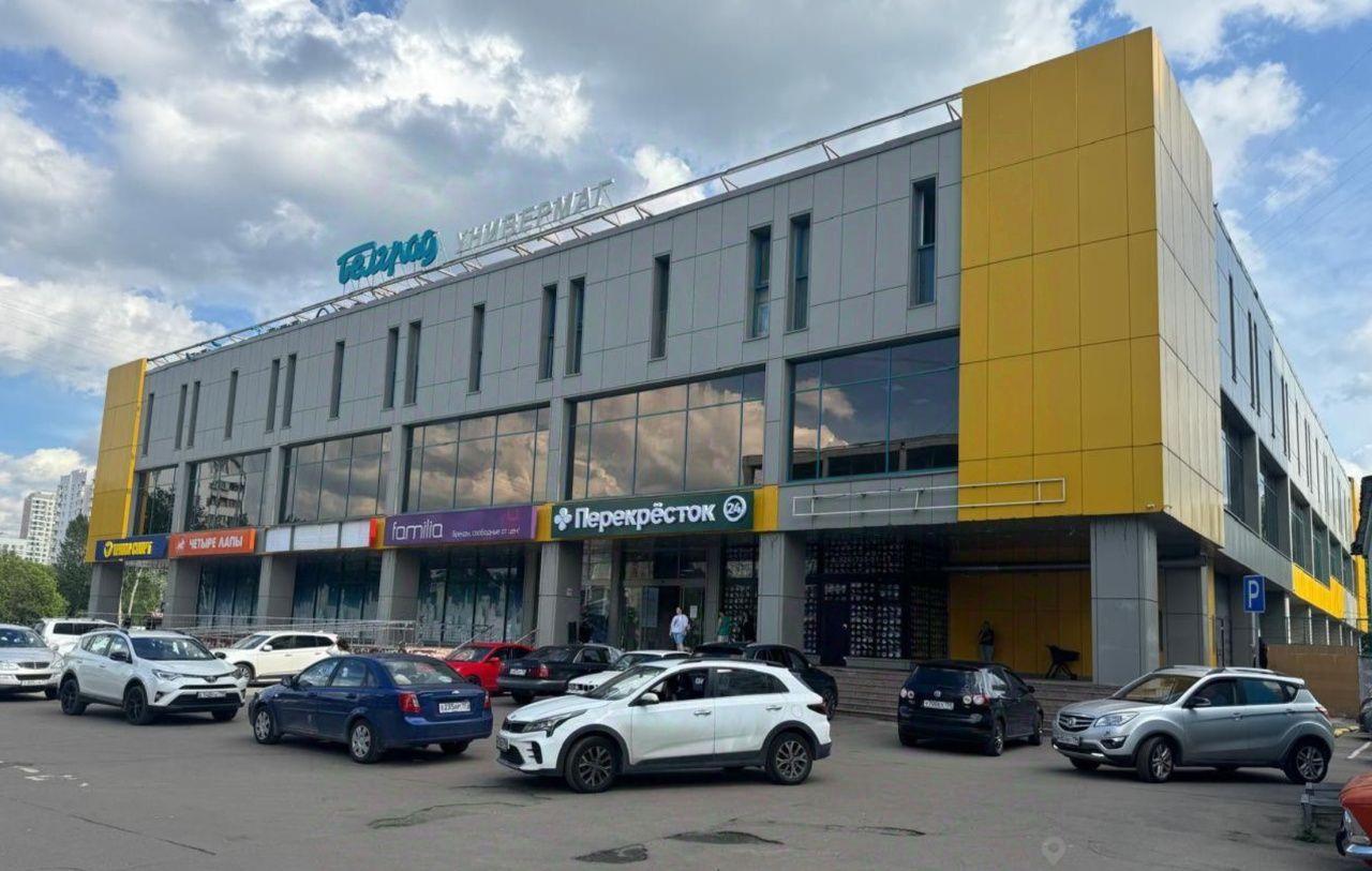 фасад дома, здание по адресу г Москва, ул Домодедовская, д 28