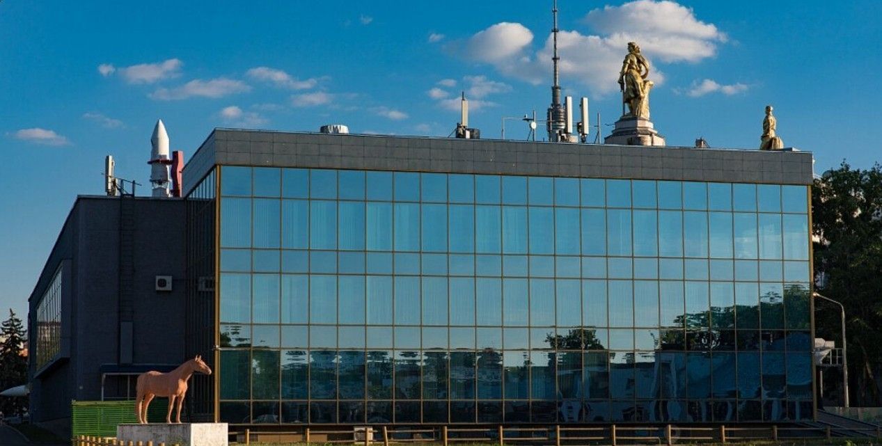 фасад дома, здание по адресу г Москва, пр-кт Мира, д 119 стр 55
