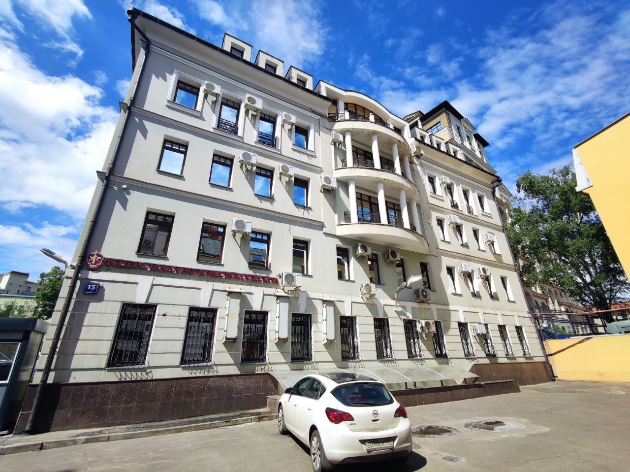 фасад дома, здание по адресу г Москва, ул Долгоруковская, д 15 стр 4-5