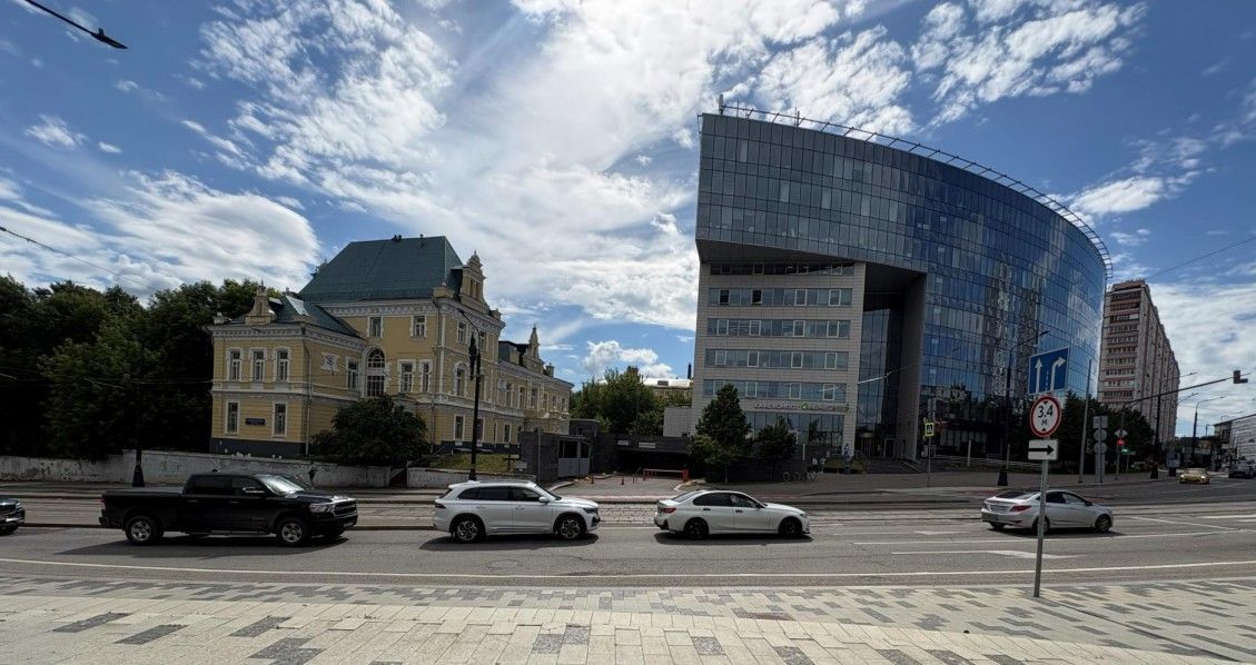 фасад дома, здание по адресу г Москва, 3-й Сыромятнический пер, д 16