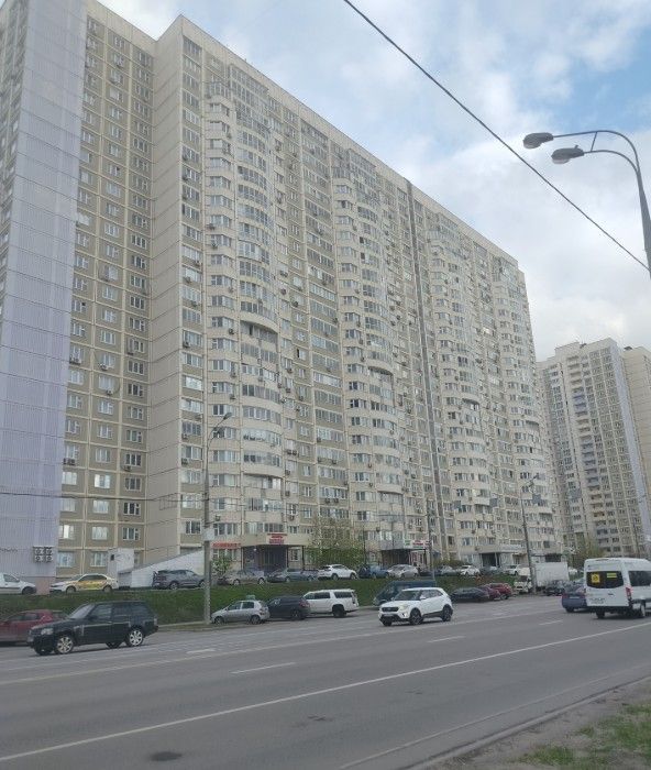 фасад дома, Бизнес-центр Химки, Молодежная, 70 по адресу Московская обл, г Химки, ул Молодежная, д 70