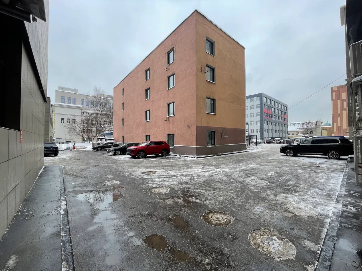 фасад дома, здание по адресу г Москва, ул Бутырская, д 76 стр 4
