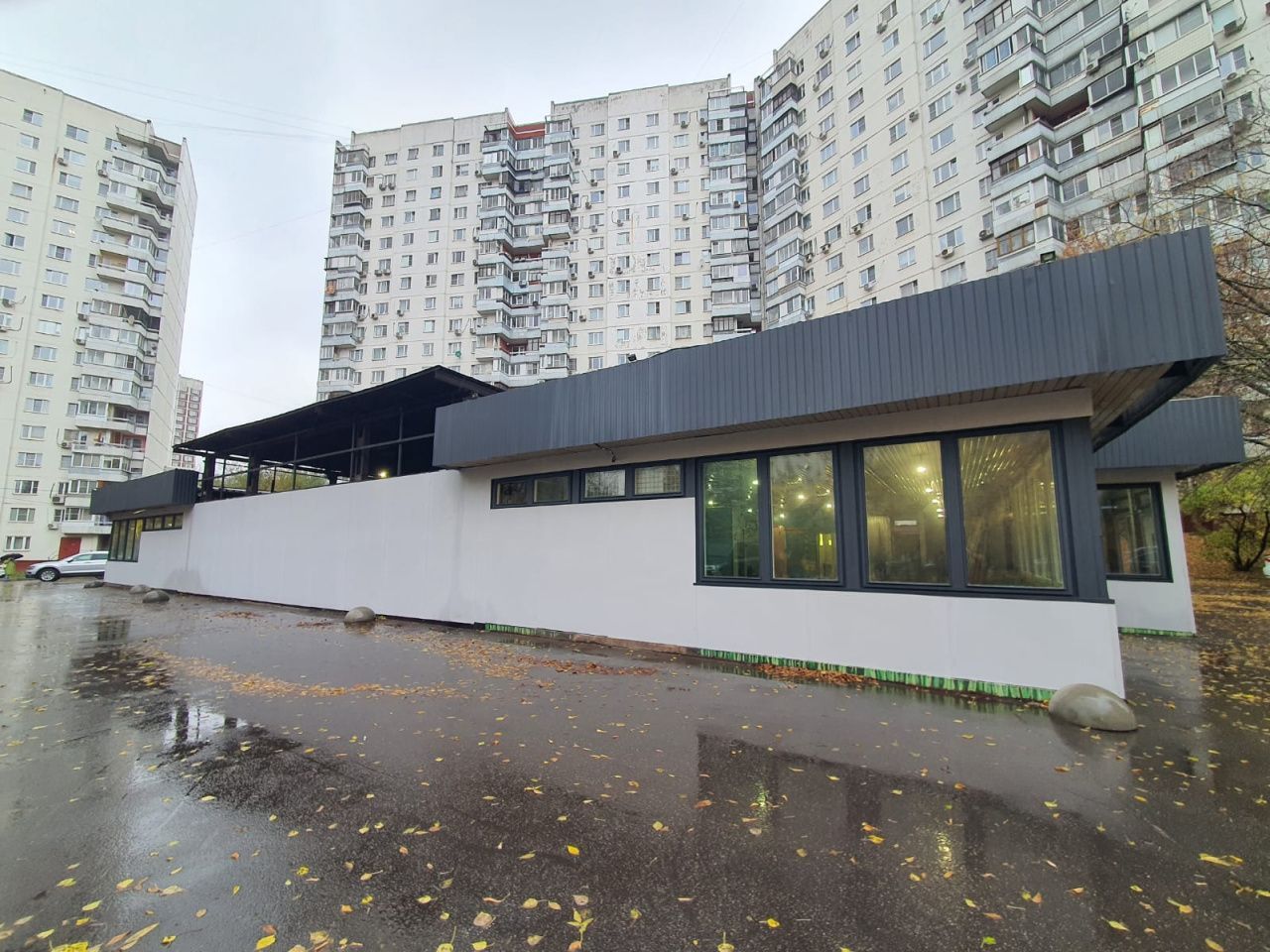 фасад дома, здание по адресу г Москва, ул Раменки, д 25