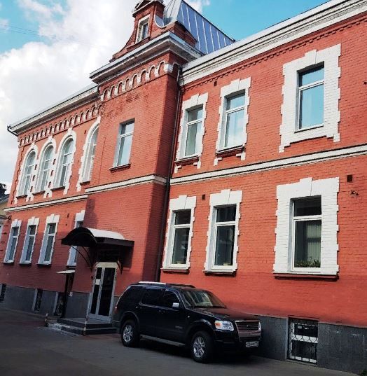 фасад дома, здание по адресу г Москва, ул Станиславского, д 6 стр 1