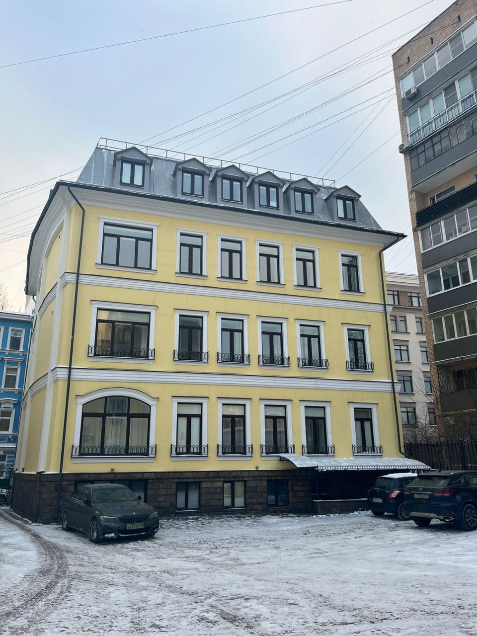 фасад дома, здание по адресу г Москва, 1-й Колобовский пер, д 17 стр 1